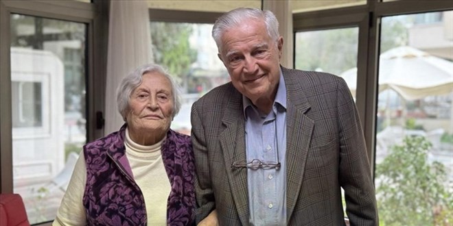 retmen ve rencisi 70 yl sonra ayn huzurevinde bulutu - Son Dakika Haber