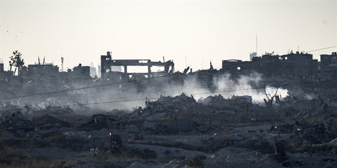 srail'in Gazze'de srdrd saldrlarda 4 Filistinli hayatn kaybetti - Son Dakika Haber