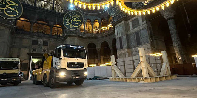 Ayasofya'daki o vinlerin srr akland: '25 metreden sonra mecbur kaldk' - Son Dakika Haber