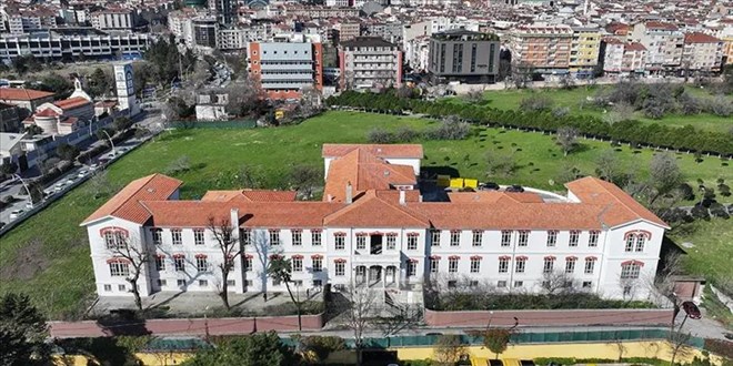 Balkl Rum Hastanesi'ndeki vurgun: Biri profesr 3 tutuklama