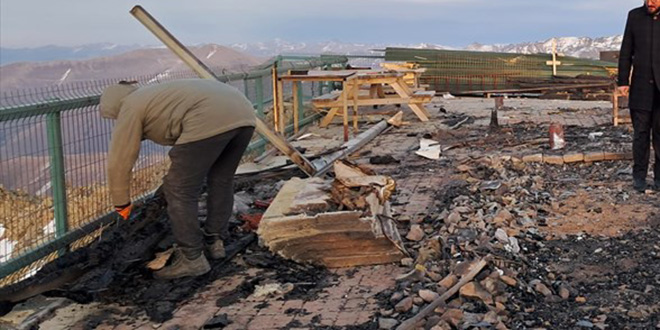 'Uurumdaki mescit'te kan yangnla ilgili soruturma balatld