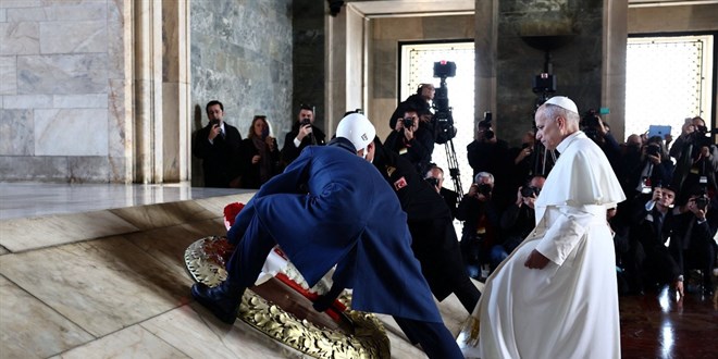 Papa'nn Trkiye ziyareti sryor: lk dura Antkabir oldu - Son Dakika Haber