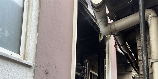 nce bak ekti, sonra binay yakt: iler alevlerden araf balayarak kurtuldu