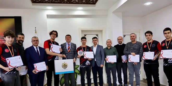 Bilecikli renci ve retmenlerden dnya ncl