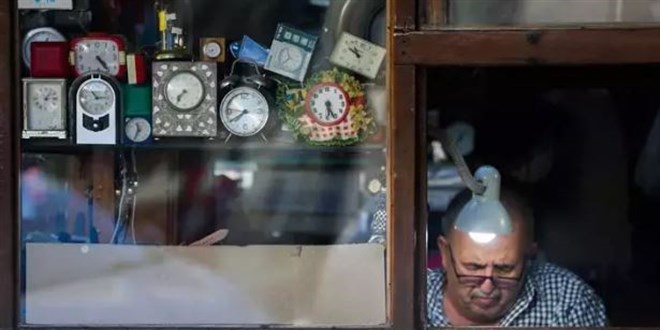 23 yl nce emekli oldu ama bu ii brakamyor! - Son Dakika Haber