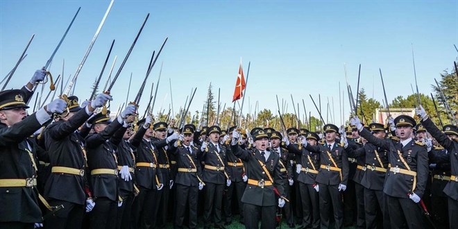 dare Mahkemesi'nden 'kll yemin' olaynda TSK ihra kararna iptal - Son Dakika Haber