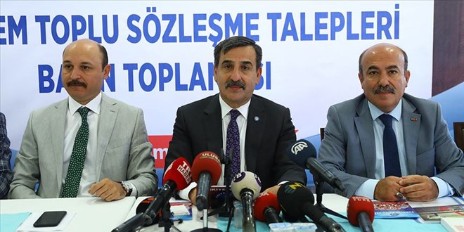 Trkiye Kamu-Sen'den '2025 Yl Deerlendirmesi ve zm nerileri' toplants - Son Dakika Haber