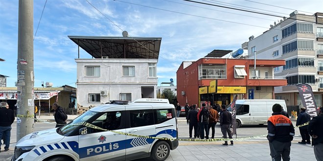 Komusu ve olu ile bfeciyi tabancayla ldren zanl tutukland - Son Dakika Haber