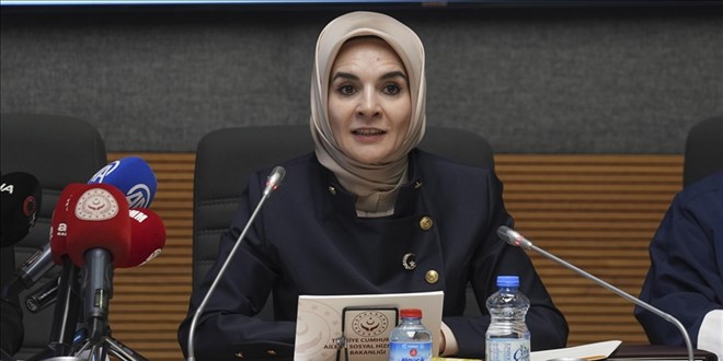 Bakan Gkta: Sosyal mecralar 15 ya alt ocuklara hizmet sunmamal