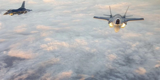 ABD'ye ait F-16 sava ua dt - Son Dakika Haber