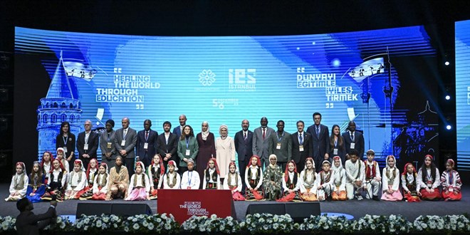 TMV'nin dzenledii 5. stanbul Eitim Zirvesi'nin ilk gn sona erdi - Son Dakika Haber