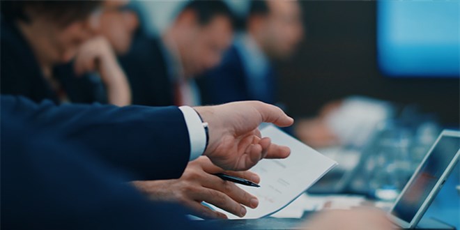 Devletin Omurgas Gl Olmal: Mfetti ve Uzmanlara Zam Geri ekilmemeli!