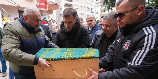 Feyyaz Uar'n vefat eden torunu topraa verildi