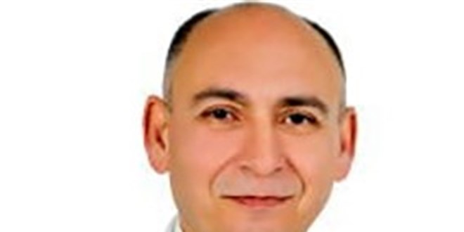 Ameliyat yapt srada kalp krizi geiren doktor hayatn kaybetti