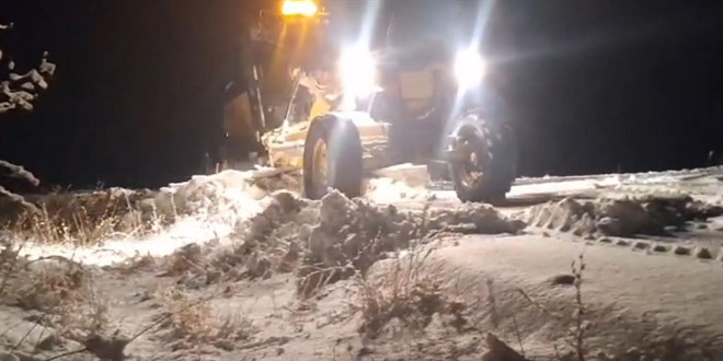 Kars'ta youn kar ya: Mahsur kalan 2 ara kurtarld