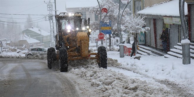 K douda kendini gsterdi: 62 yol ulama kapand