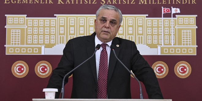 CHP Mersin Milletvekili Hasan Ufuk akr, partisinden istifa etti