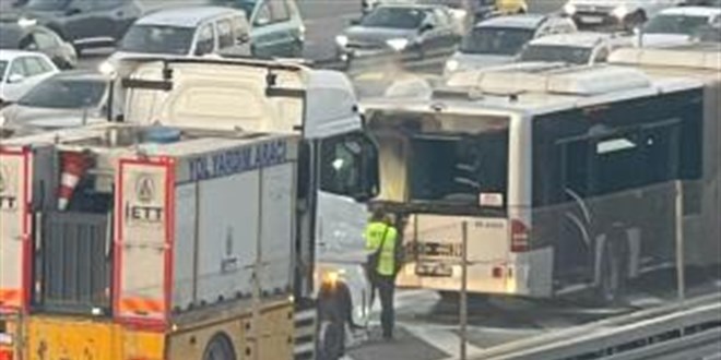 Kkekmece'de metrobs yangn - Son Dakika Haber