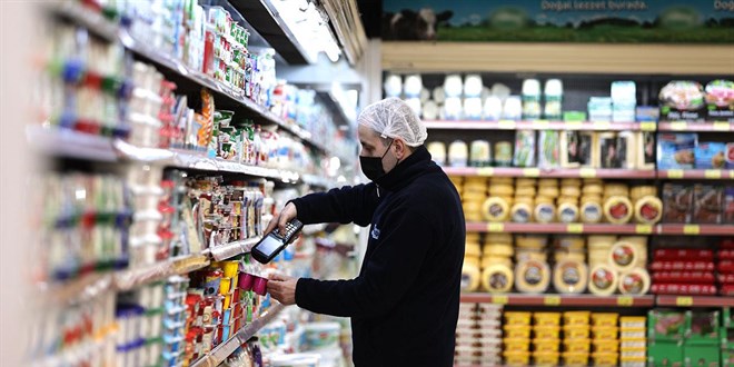 Etiket ile kasa fiyat arasndaki 15 liralk fark icraya tad