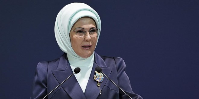 Emine Erdoan: Kadn gazeteciler irfan ve cesaret timsalleridir - Son Dakika Haber
