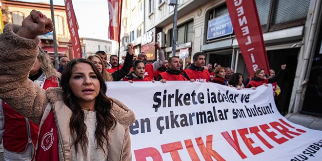 zmir'de CHP'li belediyelerde iilerin eylemi sryor - Son Dakika Haber