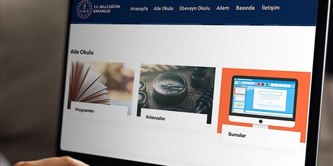 MEB'in 'Aile Okulu'ndan 150 binden fazla veli yararland