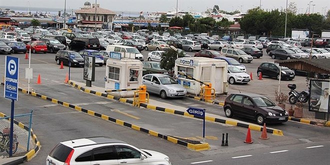 stanbul'da SPARK otopark cretlerine zam yapld