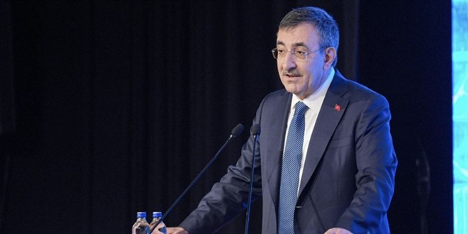 Cevdet Ylmaz'dan asgari cret mesaj: Bir denge bulmalyz