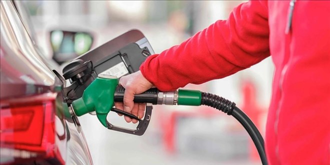 Benzine indirim geliyor - Son Dakika Haber