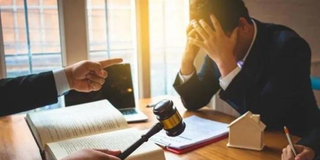 Rastgele haciz kaosu! Hukuk brolar kancay ee-dosta takt - Son Dakika Haber