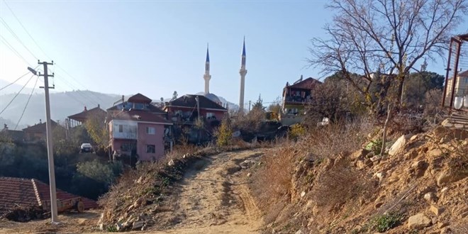 Valilik yapt, belediye bozdu