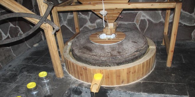 Elektrik yok, makine yok: Asrlk deirmenden dnyaya corafi iaretli tahin