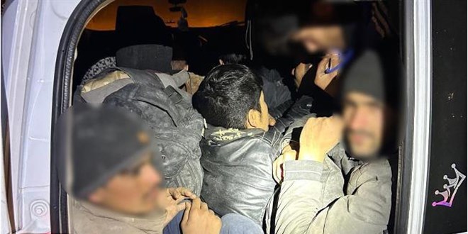 stanbul'a gtrlecek 12 kaak gmen Idr'da yakaland - Son Dakika Haber