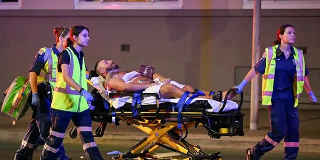 Avustralya'da plajda katliam: 16 l, 40 Yaral, 1 Gzalt