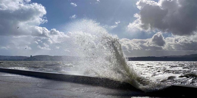 Dou Karadeniz ve Dou Akdeniz iin frtna uyars - Son Dakika Haber