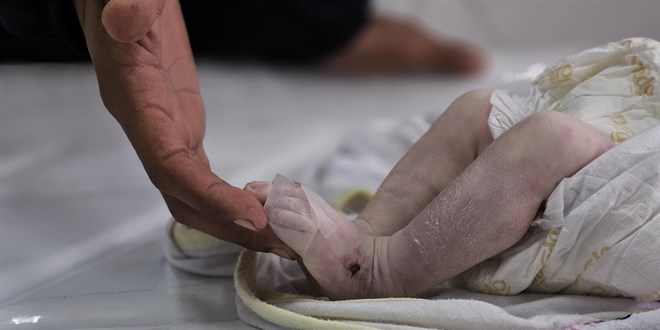 Gazze'de so�uktan bir bebek daha hayat�n� kaybetti