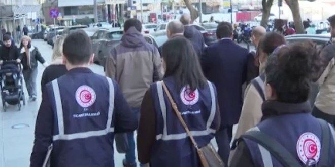 Ticaret Bakanl��� ekipleri, �stanbul'da lokanta, restoran ve kafe denetimi yapt�