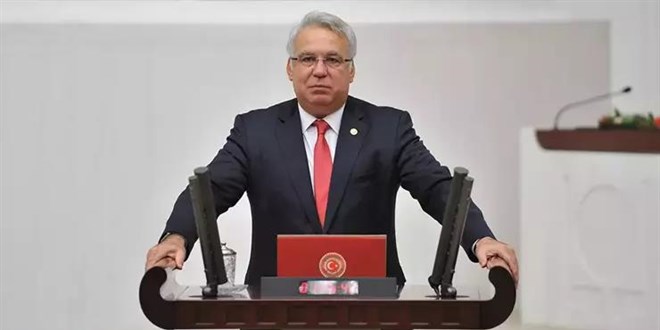 Eski vekil H�seyin Kocab�y�k'a cumhurba�kan�na hakaretten hapis