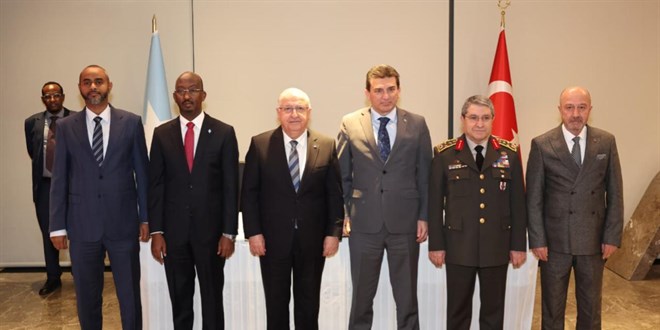 T�rkiye ile Somali bal�k��l�k alan�nda i� birli�i yapacak - Son Dakika Haber