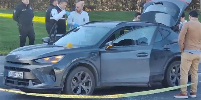 Bak�rk�y'de araban�n i�inde infaz - Son Dakika Haber
