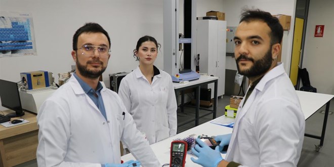 Matrix filminden esinlenip v�cuttaki at�k �s�y� elektri�e d�n��t�rd�ler