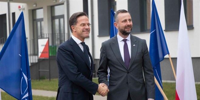 Rutte, Ukrayna'n�n NATO'ya giri�ini engelleyen �lkeleri a��klad�