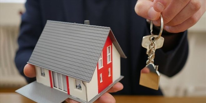 Ta��nmaz ilanlar�nda haks�z art�� yapan 1.453 emlak��ya ceza