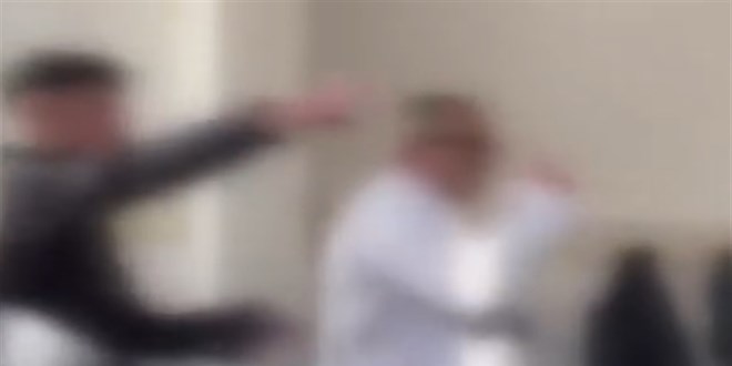 Ankara'da ��retmenleri ile alay eden 5 ��renci okuldan at�ld� - Son Dakika Haber