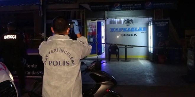 Tekel bayisinde kanl� gece. 2 ki�i �ld� - Son Dakika Haber