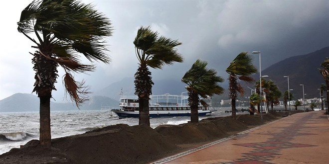 Meteoroloji'den Akdeniz i�in f�rt�na uyar�s�
