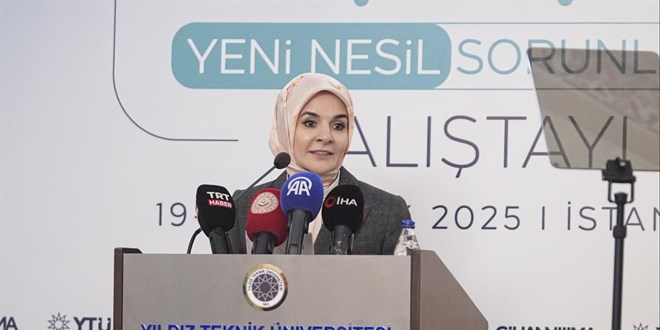 Bakan G�kta�: �ocuklar�m�za daha g�venli bir dijital d�nya sunmak istiyoruz