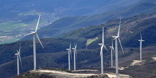 T�rkiye'nin yenilenebilir enerji kurulu g�c� 75 bin megavat� a�t� - Son Dakika Haber