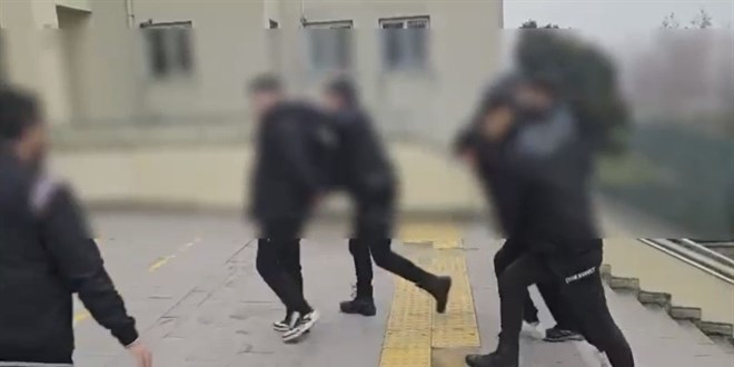 Sakarya'da silahl� sald�r�ya giderken yakaland�lar - Son Dakika Haber