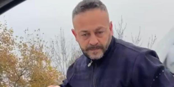 Kad�n meclis �yesini s�k��t�r�p, arac� yumruklad�: Tutukland�